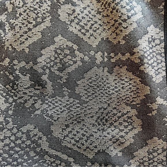 Joylab Women's High-Waisted Seamless Snakeskin Jacquard Large Leggings - Picture 4 of 6